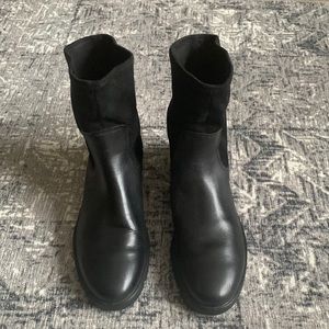 Ecco Hydro Max boots